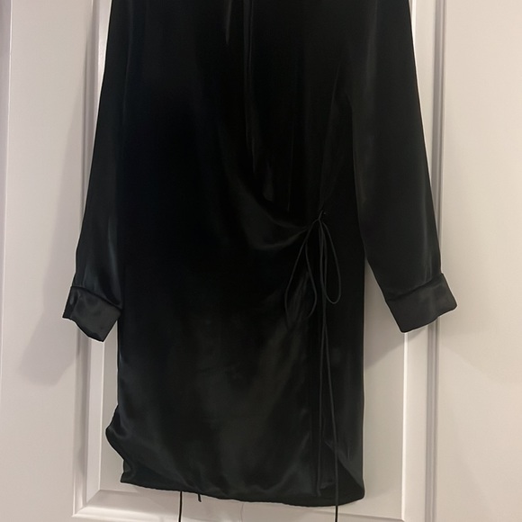 Mason velvet wrap dress - Picture 4 of 8